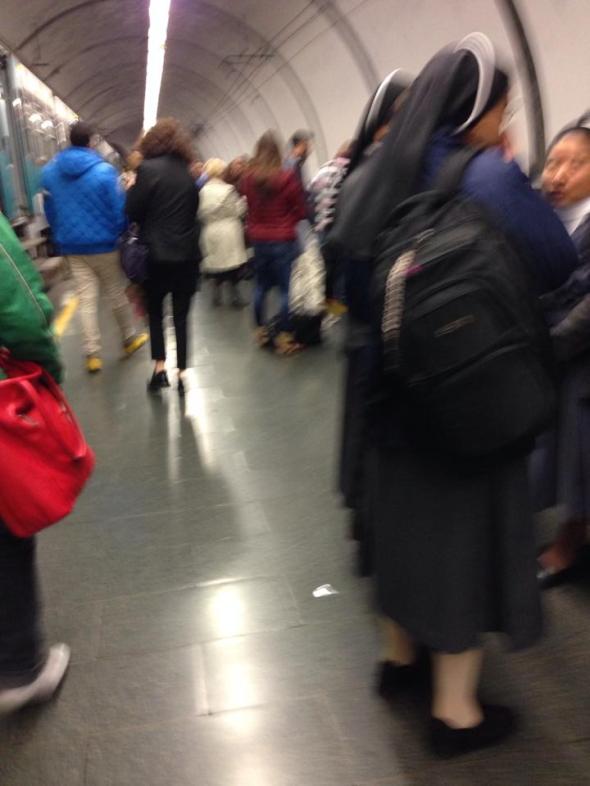 Martedì 05/11/2013, in attesa del treno urbano delle 19:58 a Piazzale Flaminio